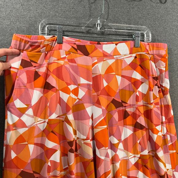 Susan Graver Liquid Knit Pull-On Culotte Pant Rose Rostract, Petite X-Large - Picture 4 of 8